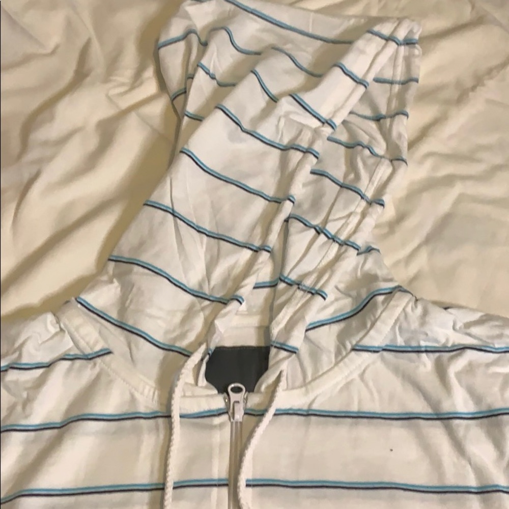 Old navy hooded shirt with front pockets